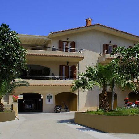 Villa Yiotevi Порос Экстерьер фото