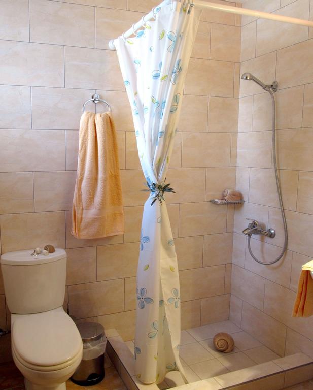 Villa Yiotevi Порос Номер фото