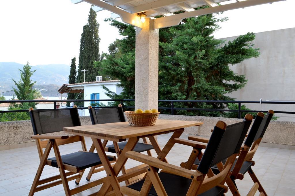 Villa Yiotevi Порос Экстерьер фото